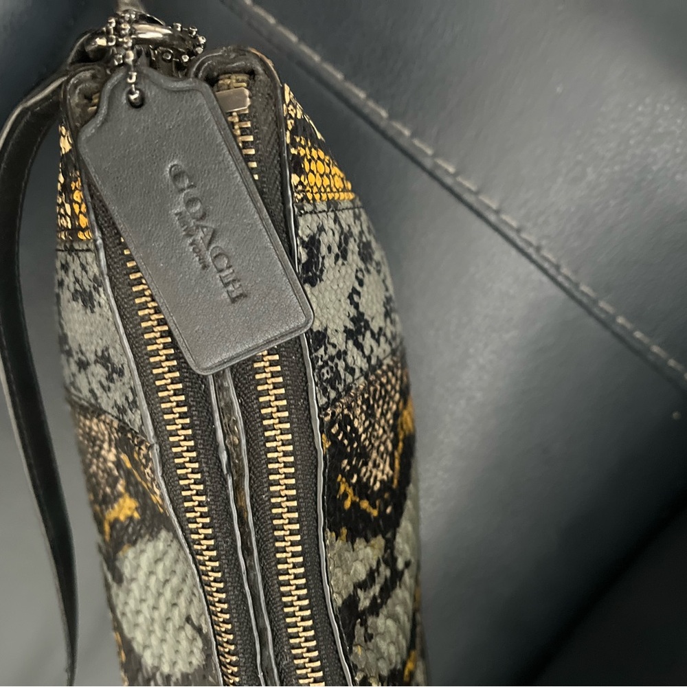 AUTHENTIC Coach Snakeskin purse (special edition) - Picture 7 of 13
